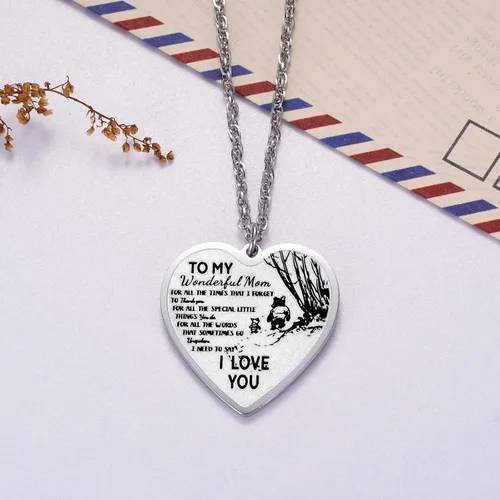 Vista 4 de Ralukiia Llavero con collar de texto en inglés To My Wonderful Mom, regalos para mamá de hijo o hija, regalo de cumpleaños para mamá de hijo, regalo