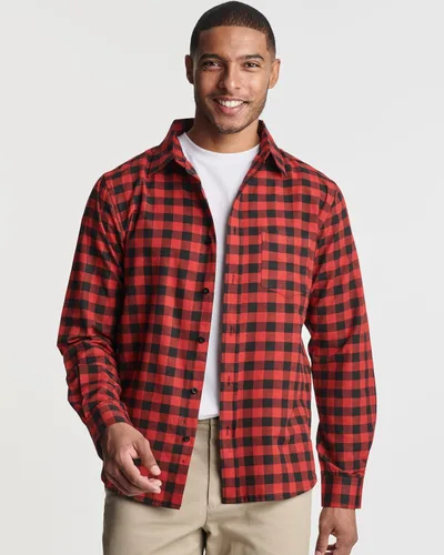 Vista 2 de Real Essentials Paquete de 3 Camisa de manga larga con botones de popelina y bolsillo para hombre (disponible en tallas grandes y altas)