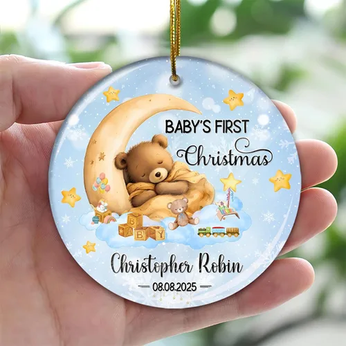 Vista 3 de Adorno personalizado para la primera Navidad del bebé 2025 con nombre personalizado, lindo oso en la luna, adornos redondos, regalo de primer