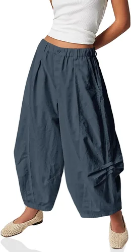 Vista 2 de Cicy Bell Pantalones cortos de pierna ancha para mujer, holgados, cintura elástica, fruncidos, pantalones chinos con bolsillos