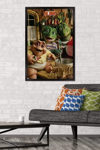 Vista 2 de Trends International Póster de pared de grupo dinosaurios, 22.375 x 34 pulgadas, versión enmarcada en negro