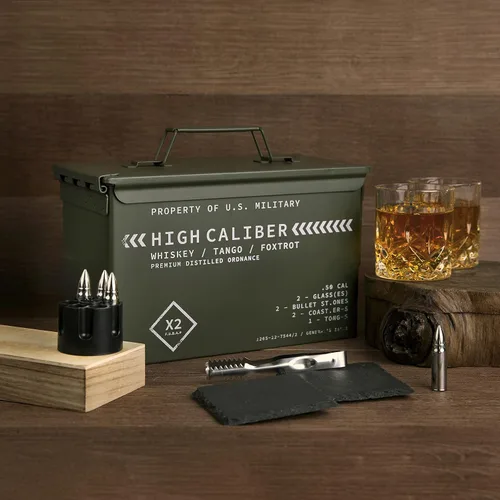 Vista 3 de Titan LSO Vasos y piedras de whisky en caja táctica única Copas de cóctel Bourbon, posavasos y pinzas Regalos para hombres Juego de vasos