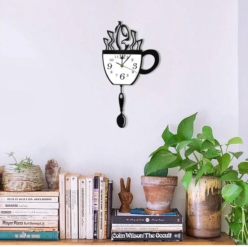Vista 3 de Reloj de pared moderno de cocina con cuchara oscilante y péndulo de taza de café, regalo para bebedor de café