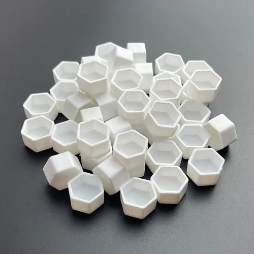 Vista 25 de FCLUB 24 bandejas de acuarela vacías – Moldes de esquina redondeada de plástico blanco de 0.1 fl oz para paleta de pintura de bricolaje