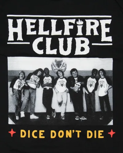 Vista 2 de Strangers Things Hellfire Club Group Picture Dice Don't Die - Camiseta con estampado gráfico para hombre