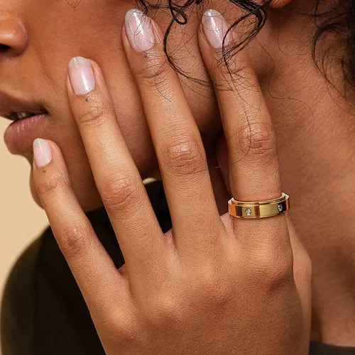 Vista 3 de Kainier Anillos de ansiedad chapados en oro de 14 quilates piedras de circonita cúbica anillos giratorios para mujeres y hombres anillos