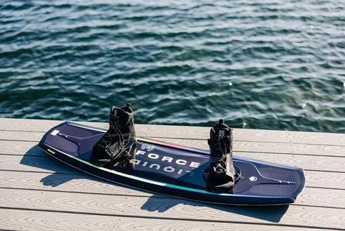 Vista 7 de Liquid Force Wakeboard de viaje 2024