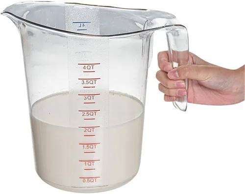 Vista 9 de Restaurantware-Chef 101 - Tarro medidor de 4 cuartos de galón, 1 vaso de medición duradero, unidades métricas e imperiales, boquilla en forma de V