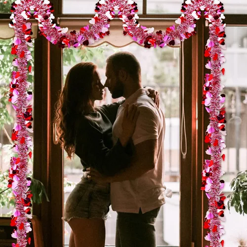 Vista 5 de Guirnalda de oropel de San Valentín de 4 cuerdas en total de 26.4 pies, cada guirnalda metálica de 6.6 pies con corazones colgantes con purpurina
