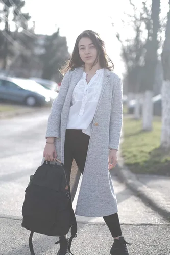 Vista 5 de Mochila de lona Gootium para mujeres, estilo vintage con cierre de cremallera, mochila casual para hombres, de tela, para viajes al aire libre