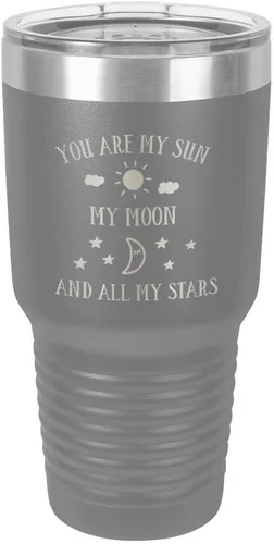 Vista 17 de Taza de viaje grabada con grabado en polvo de acero grabado con láser, con texto en inglés "You are MY SUN MY MOON AND ALL MY STARS", sin BPA