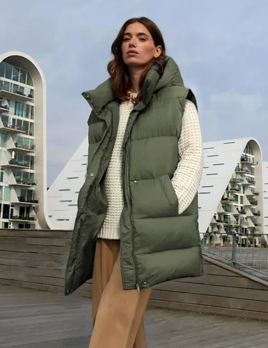 Vista 2 de Fiona Jolin Chaleco largo acolchado con capucha para mujer, abrigos de invierno acolchados sin mangas, chaquetas hinchadas