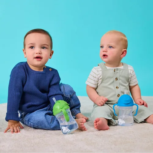 Vista 2 de b.box Vaso para beber con popote abatible, bebe desde cualquier ángulo, popote pesado, a prueba de derrames, a prueba de fugas y de fácil agarre