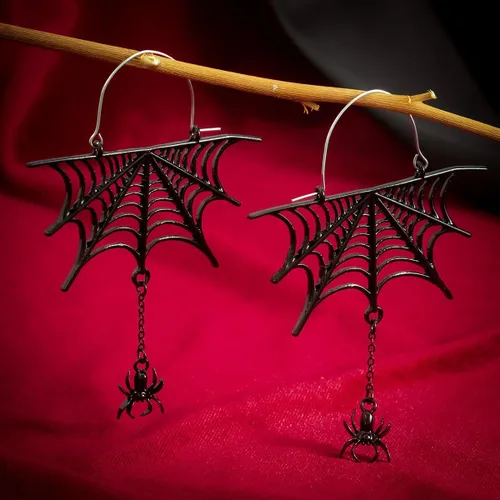 Vista 7 de FMR Aretes de telaraña de Halloween, aretes de araña, aretes colgantes de araña negra, aretes temáticos de Halloween, joyería para mujeres