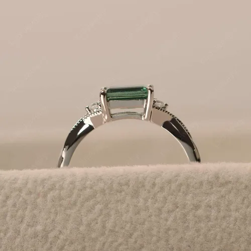 Vista 4 de LUO Anillo de plata de ley 925 con corte esmeralda de 0.276 x 0.197 in, anillo de promesa horizontal para mujer