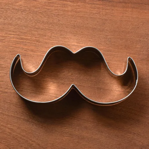 Vista 6 de LILIAO Cortador de galletas para bigote, 4.4 x 2.1 pulgadas, acero inoxidable