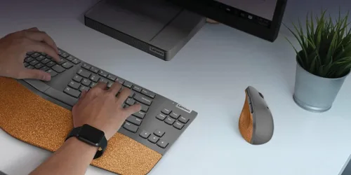 Vista 6 de Lenovo Go - Ratón vertical inalámbrico para computadora - Ecológico, agarre ergonómico de 45 grados, para diestros, botones programables – Receptor