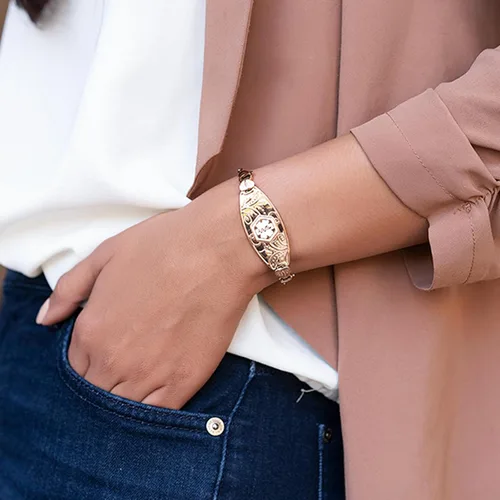 Vista 4 de Divoti Pulseras de alerta médica para mujer, pulsera de identificación médica de filigrana de oro rosa PVD grabada personalizada, con malla