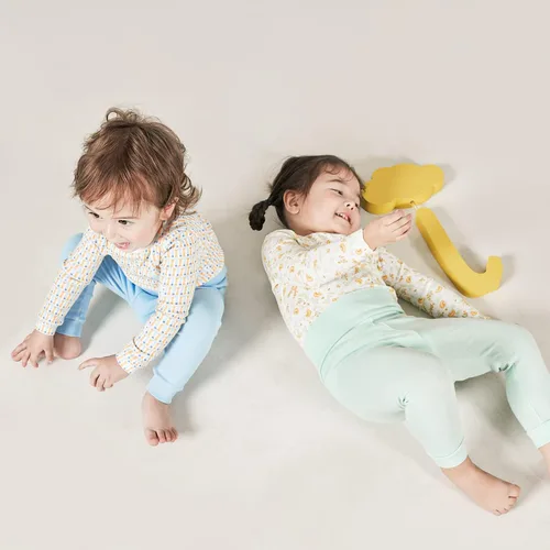 Vista 5 de moimoln Pijama de algodón suave y cálido para niñas de 6M-8Y con estampado floral
