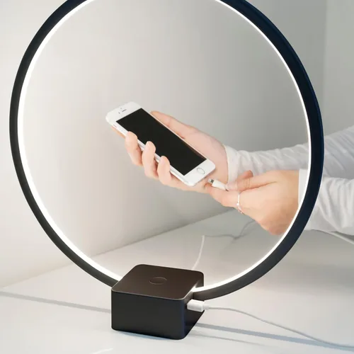 Vista 3 de Brightech Lámpara de mesita de noche LED Circle con puerto USB, lámpara compacta para dormitorio, sala de estar, moderna lámpara asiática de mesa