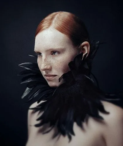 Vista 4 de L'vow - Gargantilla estilo victoriano de plumas naturales para Halloween Cosplay
