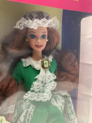 Vista 3 de Irish Barbie - Colección Muñecas del Mundo