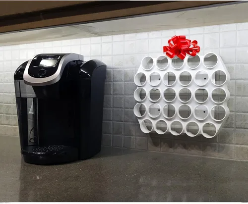 Vista 2 de Storage Theory Soporte de pared de plástico para café con capacidad para 28 unidades, para café o té, soporte de pared (blanco)
