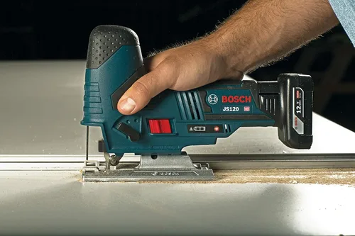 Vista 9 de Bosch JS120N Sierra de calar de agarre de barril de 12V Max, inalámbrica, velocidad variable, cambio de hoja de sierra sin herramientas