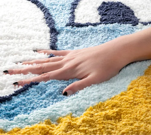 Vista 4 de Jay Franco Bluey - Alfombra de baño para niños, suave, antideslizante, lavable a máquina, color azul, 20 x 30 pulgadas