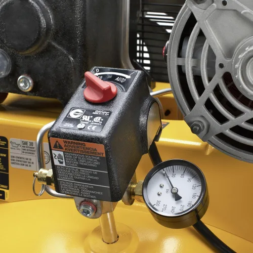 Vista 8 de DEWALT Compresor de aire vertical de 60 galones, estacionario, 3.7 HP, 175 PSI máximo, lubricado con aceite, tanque ASME, rendimiento de grado