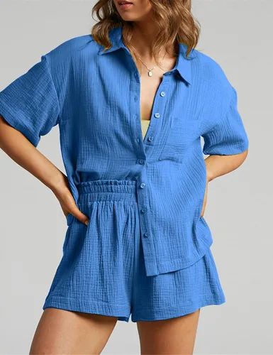 Vista 2 de Rousytn Conjunto de 2 piezas para mujer, conjunto de ropa deportiva de algodón y lino, conjunto a juego de camisa y pantalones cortos con botones