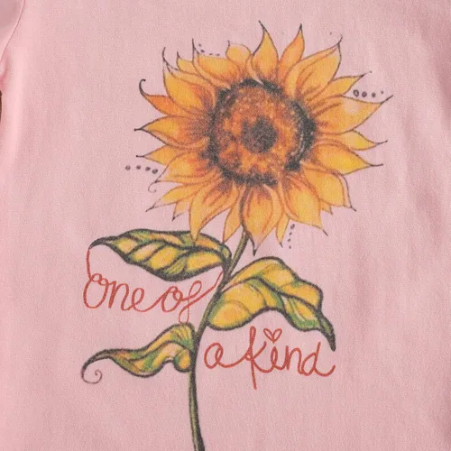 Vista 3 de Nie Cuimeiwan Conjunto de 2 piezas de pantalones acampanados para niña pequeña con estampado de letras y pantalones acampanados florales