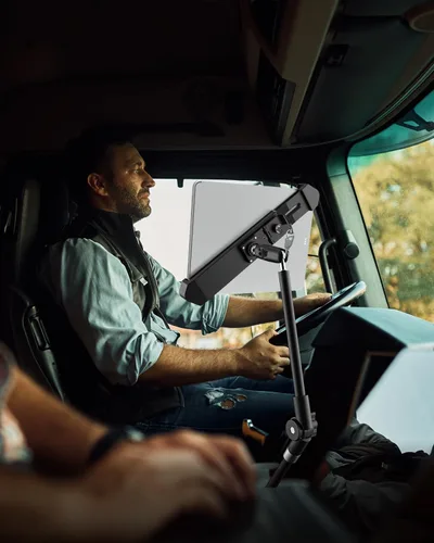 Vista 5 de Soporte de tableta antirrobo para carril de asiento para automóvil/camión, soporte resistente para tableta, soporte para asientos delanteros