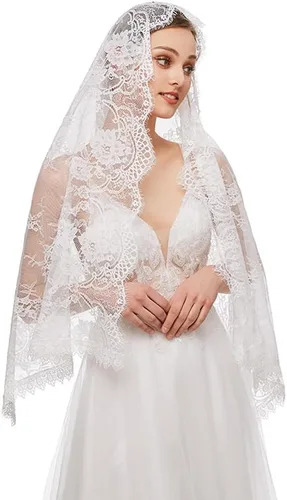 Vista 3 de Velo de mantilla de encaje, bufanda de encaje floral vintage, triángulo blanco, velo de boda, velos largos de capilla, iglesia católica de misa