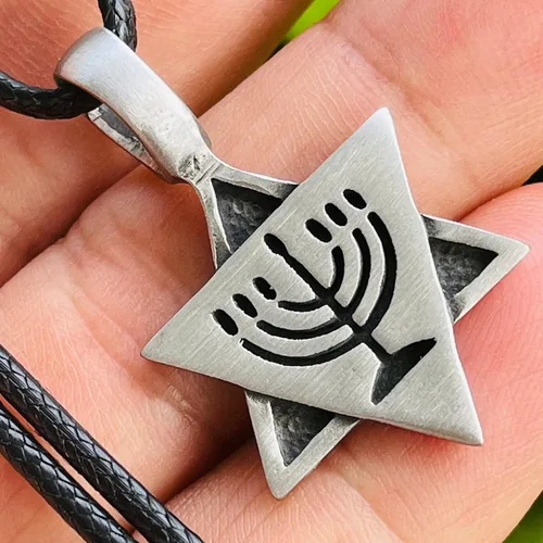Vista 2 de Star of David Seal of Salomon Jewish Jews Menorah Hanukkah Lamp Judaism Jewelry Protection Amulet Silver Pewter Men Pendant Necklace Lucky Charm
