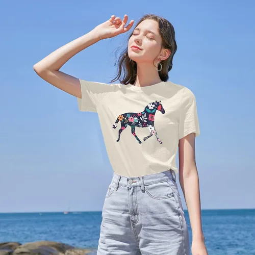 Vista 5 de Camisa de caballo para mujer, diseño de caballo floral, camiseta de regalo para amantes de los caballos, camiseta vaquera occidental de manga corta