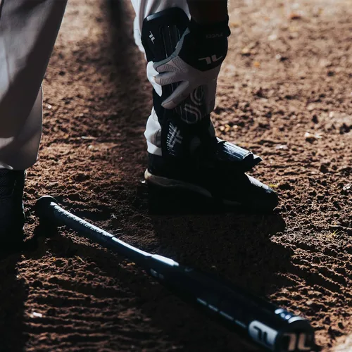 Vista 4 de Tucci Verona Batter's Leg Guard
