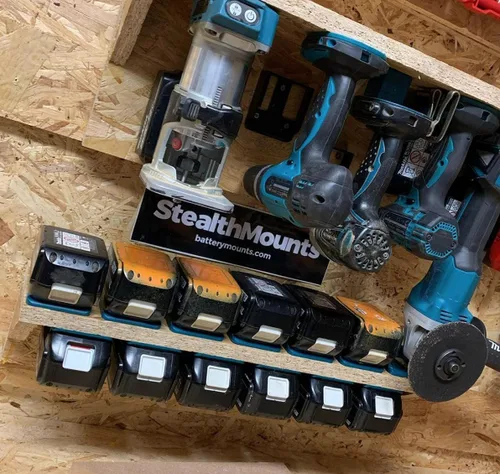 Vista 5 de StealthMounts Soporte para herramientas compatible con Makita 18V LXT (paquete de 4) - Negro Soportes para herramientas StealthMounts Fabricado