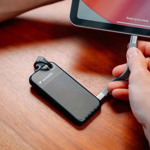 Vista 7 de Verbatim Pocket 512GB SSD externo USB 3.2 Gen 2 Hasta 1000MB/s