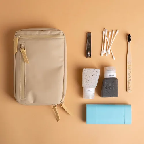Vista 4 de Gravel Explorer Plus Neceser – Colgante, resistente al agua con botellas de viaje aprobadas por la TSA, Arena, Slim