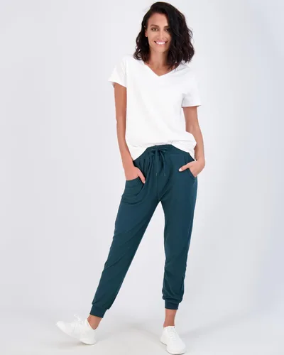 Vista 5 de Real Essentials - Pantalones, paquete de 3 unidades Real Essentials - Pantalones deportivos de yoga ultra suaves para mujer con bolsillos y cordón