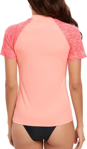 Vista 2 de HUGE SPORTS Camiseta de protección contra erupciones para mujer, manga corta, UPF 50+, para surf, natación, traje de baño, camiseta de entrenamiento