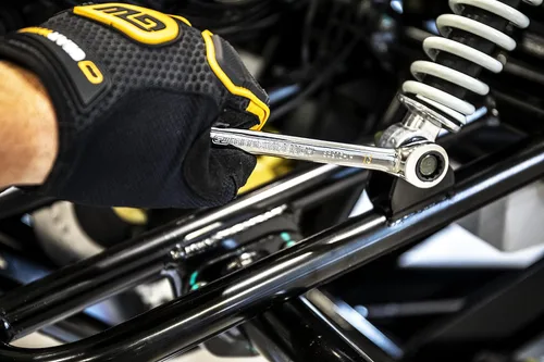 Vista 5 de GEARWRENCH Llave de trinquete combinada con arco oscilante de 4 grados y 12 puntos de 6 mm - 86906