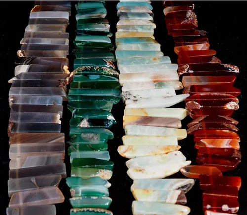 Vista 5 de Cuentas de cristal de amatista natural, tira plana irregular, cuentas sueltas de palo para hacer joyas, cristal curativo, pulido o crudo en la parte