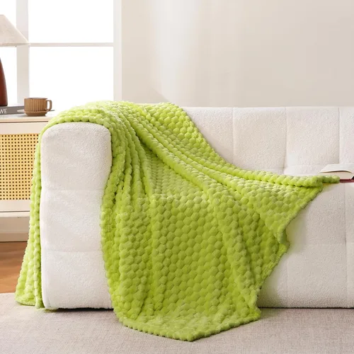 Vista 2 de Bnuitland - Manta de franela verde con estampado de frutas (50x40 pulgadas), 300 GSM, manta de forro polar cálida, suave y ligera para cama o sofá