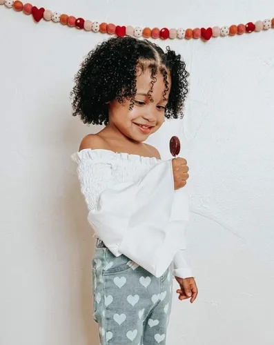 Vista 3 de Bailey's Blossoms Darcy - Camisa de manga acampanada para bebés y niños pequeños