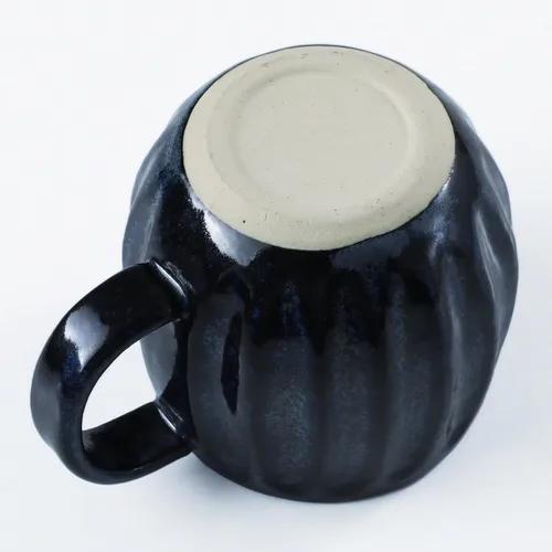 Vista 3 de Asayu Japan Juego de cafetera de cerámica para verter café en azul marino oscuro, soporte de filtro de papel de preparación lenta y gotero con 3