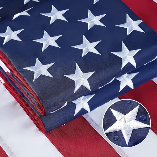 Vista 10 de Bandera estadounidense de 1.5 x 3 pies, banderas plisadas de Estados Unidos bordadas para exteriores, bandera patriótica de medio abanico con 3