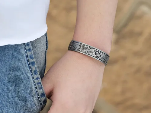 Vista 2 de My Shape Pulsera de lobo vikingo nórdico Fenrir con nudo celta antiguo para hombre