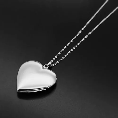 Vista 3 de Heart Locket Necklace for Women Girls That Holds Pictures Letter A-Z Initial Butterfly Necklaces Mothers Day Gifts for Kids Teenage Photo Lockets